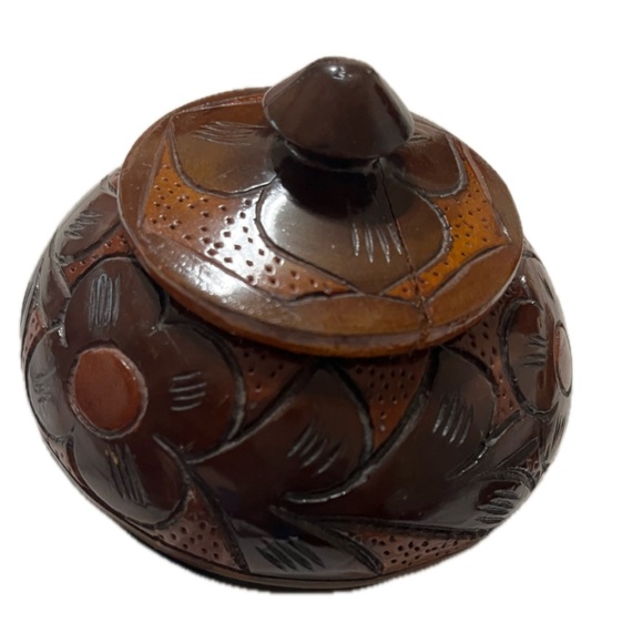 Vintage Wooden Hand Carved Floral/Leaf Design Lidded Trinket Dish/Bowl/Container - Picture 3 of 6